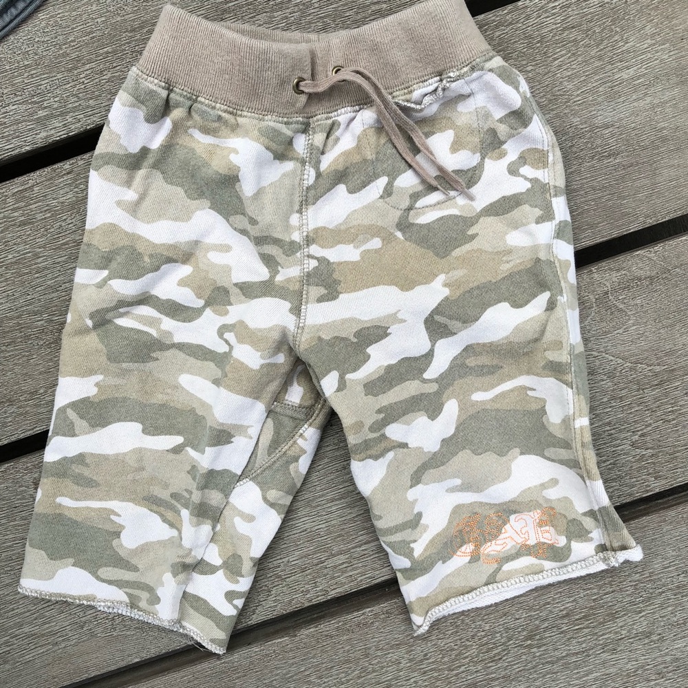 TWINS!  Set of 2 camo toddler sweats - Picture 2 of 2